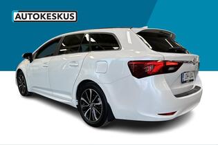 Toyota Avensis vaihtoauto
