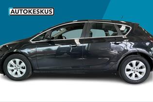 Opel Astra vaihtoauto