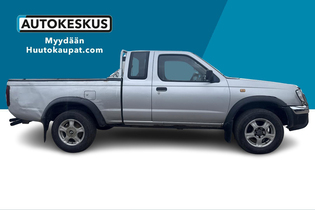 Nissan Pickup vaihtoauto