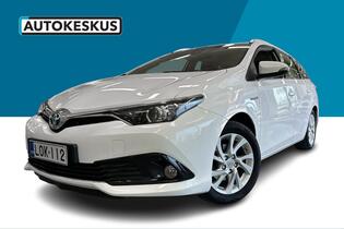 Toyota Auris vaihtoauto
