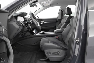 Audi Q8 e-tron vaihtoauto