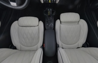 Mini Hatchback vaihtoauto