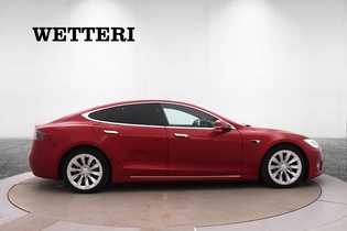 Tesla Model S vaihtoauto