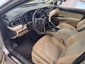 Toyota Camry vaihtoauto