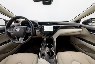 Toyota Camry vaihtoauto