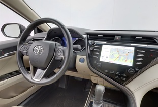 Toyota Camry vaihtoauto