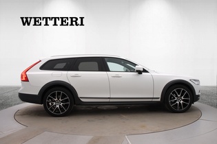 Volvo V90 Cross Country vaihtoauto