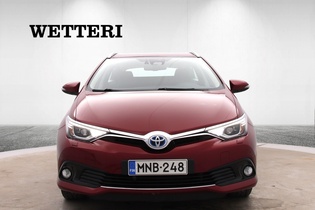 Toyota Auris vaihtoauto