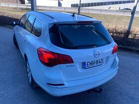 Opel Astra vaihtoauto