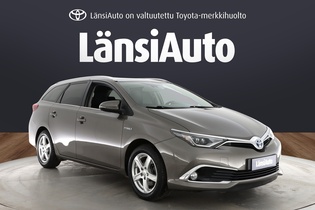 Toyota Auris vaihtoauto
