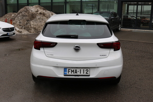 Opel Astra vaihtoauto