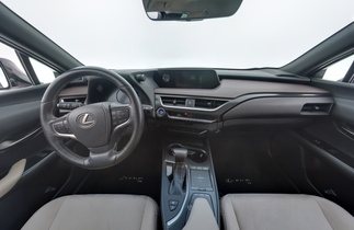 Lexus UX vaihtoauto