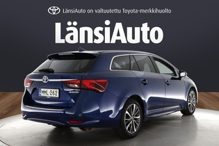 Toyota Avensis vaihtoauto