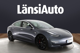 Tesla Model 3 vaihtoauto