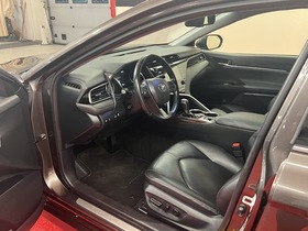 Toyota Camry vaihtoauto