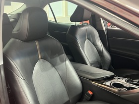 Toyota Camry vaihtoauto