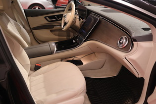 Mercedes-Benz EQS vaihtoauto