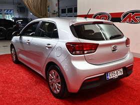 Kia Rio vaihtoauto
