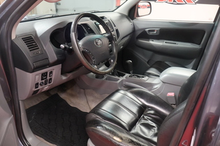 Toyota Hilux vaihtoauto