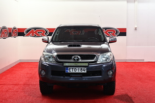 Toyota Hilux vaihtoauto