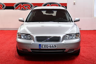 Volvo V70 vaihtoauto