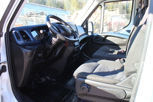 Iveco 35S vaihtoauto