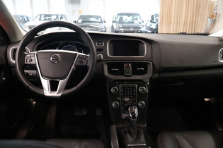 Volvo V40 Cross Country vaihtoauto