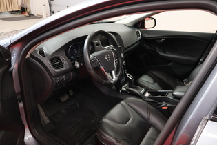 Volvo V40 Cross Country vaihtoauto