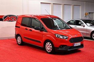 Ford Transit Courier vaihtoauto