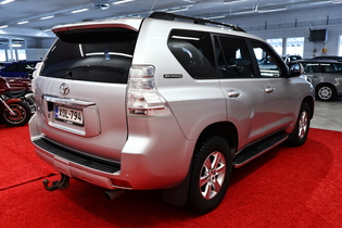 Toyota Land Cruiser vaihtoauto
