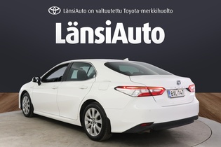 Toyota Camry vaihtoauto