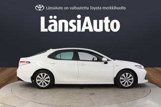 Toyota Camry vaihtoauto