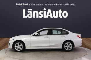 BMW 330 vaihtoauto