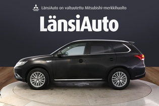Mitsubishi Outlander PHEV vaihtoauto
