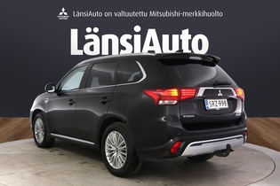 Mitsubishi Outlander PHEV vaihtoauto