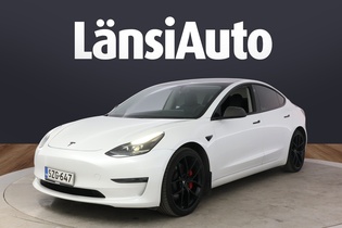 Tesla Model 3 vaihtoauto
