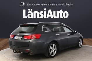 Honda Accord vaihtoauto