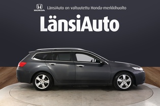 Honda Accord vaihtoauto