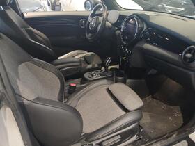 Mini Hatchback vaihtoauto