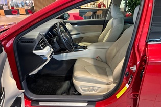 Toyota Camry vaihtoauto