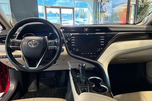 Toyota Camry vaihtoauto
