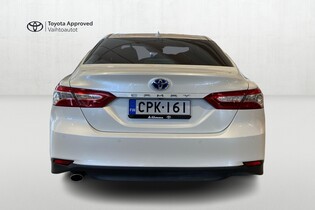 Toyota Camry vaihtoauto