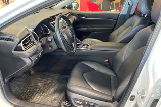 Toyota Camry vaihtoauto