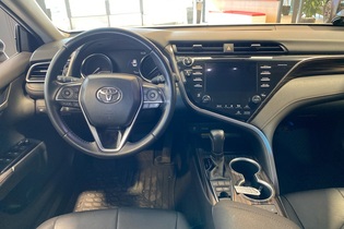 Toyota Camry vaihtoauto