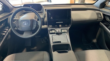 Toyota bZ4X vaihtoauto