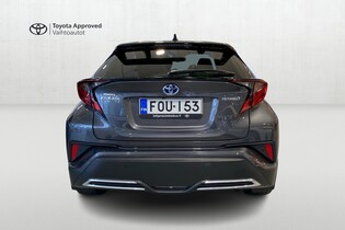 Toyota C-HR vaihtoauto