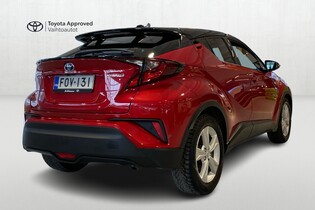 Toyota C-HR vaihtoauto