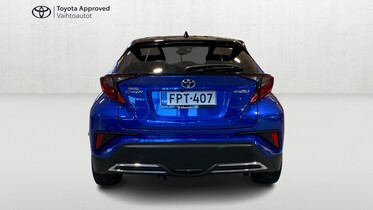 Toyota C-HR vaihtoauto