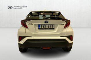 Toyota C-HR vaihtoauto