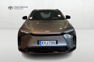 Toyota bZ4X vaihtoauto